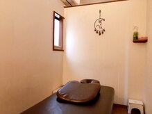 整体もみ処アンド美容ネコロン/個室の中は・・・