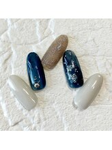 ミュナ(myuna)/雪の結晶ネイル