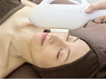 サロン ド サンテボーテ(Salon de Sante et Beaute)の写真/【光フェイシャル】肌悩みを改善へ★シミ・しわ・たるみ・毛穴・くすみ、気になる肌悩みへアプローチ◎