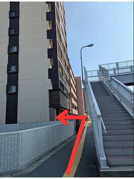 ケイトステージラッシュ 香椎店/曲がってすぐのマンションです♪