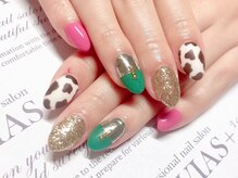 ラヴィアスプラス(LAVIAS+)/【ジェル】ワンカラ＋アート4本