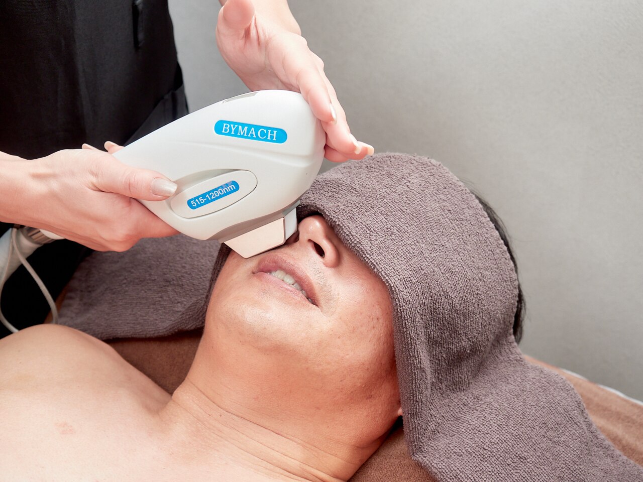 【再来★人気No.1】大人気のヒゲ全体脱毛