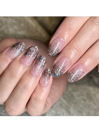 ラメグラデーションネイル