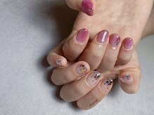 エレガネイル(elega nail)/ちぐはぐ*ホログラデーション