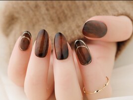 ポイントふちネイル