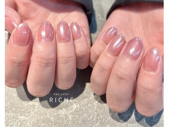 ピンク×艶！ホワイトミラー