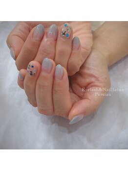 ペルシャ(Persian)/ミッキー風ネイル【若葉】