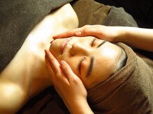 スローティ ラテ 札幌ピヴォ店/フェイシャルトリートメント