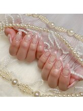 アイカ(Aika)/ピンクフレンチネイル