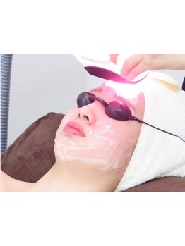 ホウレイ線・たるみ改善！予防ケア