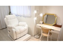 ハチ(HACHI)/眉毛サロン HACHI