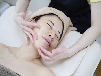 カブール 町田/《小顔リンパ》リンパマッサージ