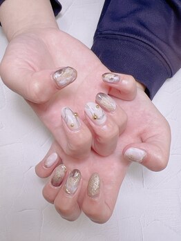 ポピー(Poppy)/ニュアンスネイル