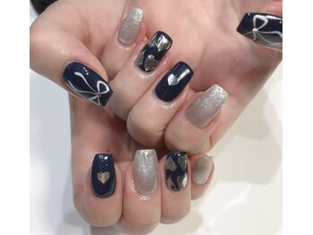 クリスタルネイルサロン(Crystal Nail)/ネイビーハート&リボン