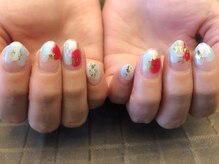 プラハネイル(+HER 美甲)/ニュアンス×ホイル