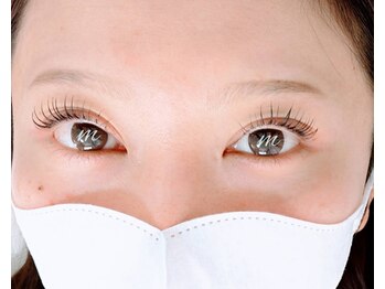 エムの写真/【まつ毛パーマ¥4950】高技術スタッフによるまつげパーマがお手軽価格で◎印象に残る素敵な目元へ[新中野]