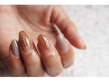 ネイル フライガール(nail FLY GIRL)/ナチュラル グレー×茶