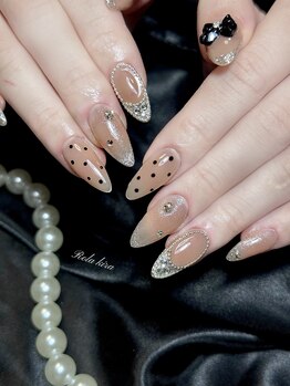 ローラキラ(Rola kira)/ドットネイル