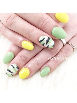 ラコルザ(La Colza)/迷彩柄ネイル