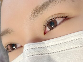 ルアナ(Luana)/【マツパ】束感まつげパーマ