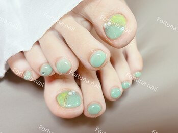 フォルトゥーナ 神田(Fortuna)/夏親指デザインフットネイル