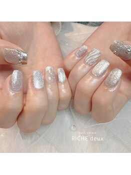 リッシュ ドゥ(RICHE deux)/新色マグネット×冬ネイル