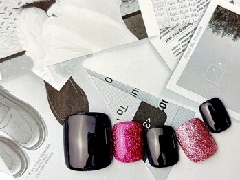 ネイルサロン&スクール ジーナ(GINA)/ブラック×ラメ