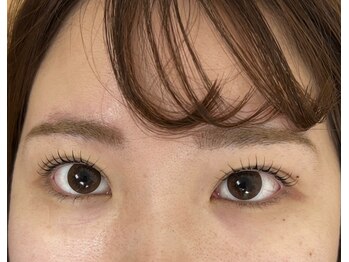 モナ(MoNa)/似合わせ♪まつ毛パーマ