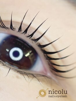 ニコル(nicolu)/ラッシュリフト