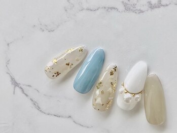 涼しげパールネイル