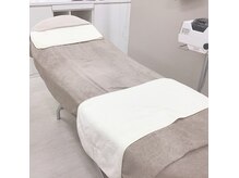 白を基調とした清潔感のある店内です★