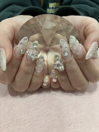 ホワイトキルティングネイル