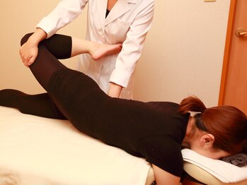 サロンマロウ(salon marrow)/肋骨を締めてウエストすっきり