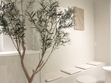 まつ毛や目元の事を知り尽くしたデザイナーの施術だからこそ叶う。似合わせデザインで貴方をより美しく…