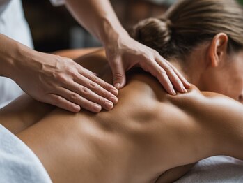 サロン ド カシェット 銀座の写真/【結果も癒しも叶える◎】筋膜・神経・エネルギーラインにまで届く独自ハンドメソッド。