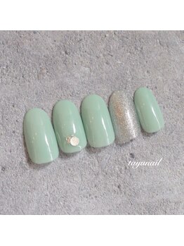 たゆ ネイル(たゆnail)/くすみグリーンカラーネイル♪