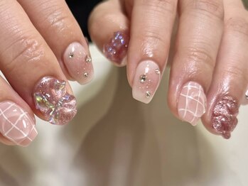 インク(inc)/キラキラ個性派ネイル