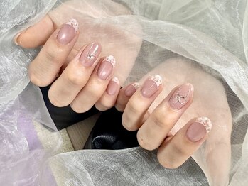 ヒラソルネイル(Girasol nail)/フレンチのピンクレオパ