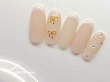 ラウミー(Laumi)/フレンチネイル×リボン
