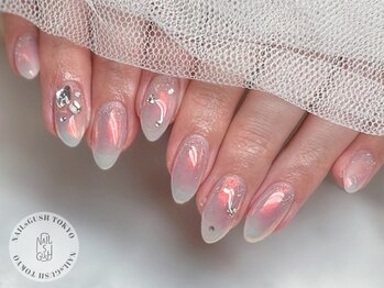 ネイルズガッシュ 溝の口店(NAILs GUSH)の写真/≪洗練されたシンプル可愛いデザインがいっぱい≫シンプルだけど存在感があるデザインで指先を彩る♪