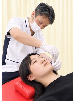 いのラボ 小新院の写真/お顔の悩み、原因は「首」かも？接骨院の本格美容鍼で、たるみ・しわ・頭痛まで根本改善！