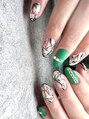 シャインアン(Shine'an) 差し色のグリーンとピンクが素敵なお花デザイン。フットにも◎
