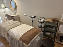 フェイシャルエステにはデコルテマッサージつき♪