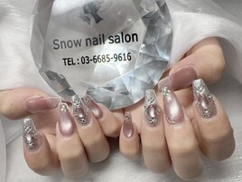 水光マグネットネイル