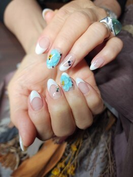 ファビュラスネイル(FabulousNail)の写真/【松山/千舟町】《持込みOK!》あなたのこだわりを指先で演出♪〔ワンカラー｜マグネット｜フレンチ〕
