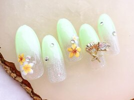 プルメリアネイル¥8980