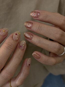 ベゼル(bezel.)/バレンタインデザインネイル