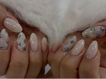アイネイルズ 渋谷店(I nails)/【Saki.o】ホワイトブルー