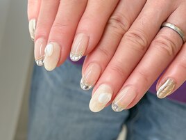 ガラスフレンチネイル