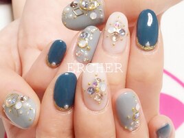 ビジューネイル